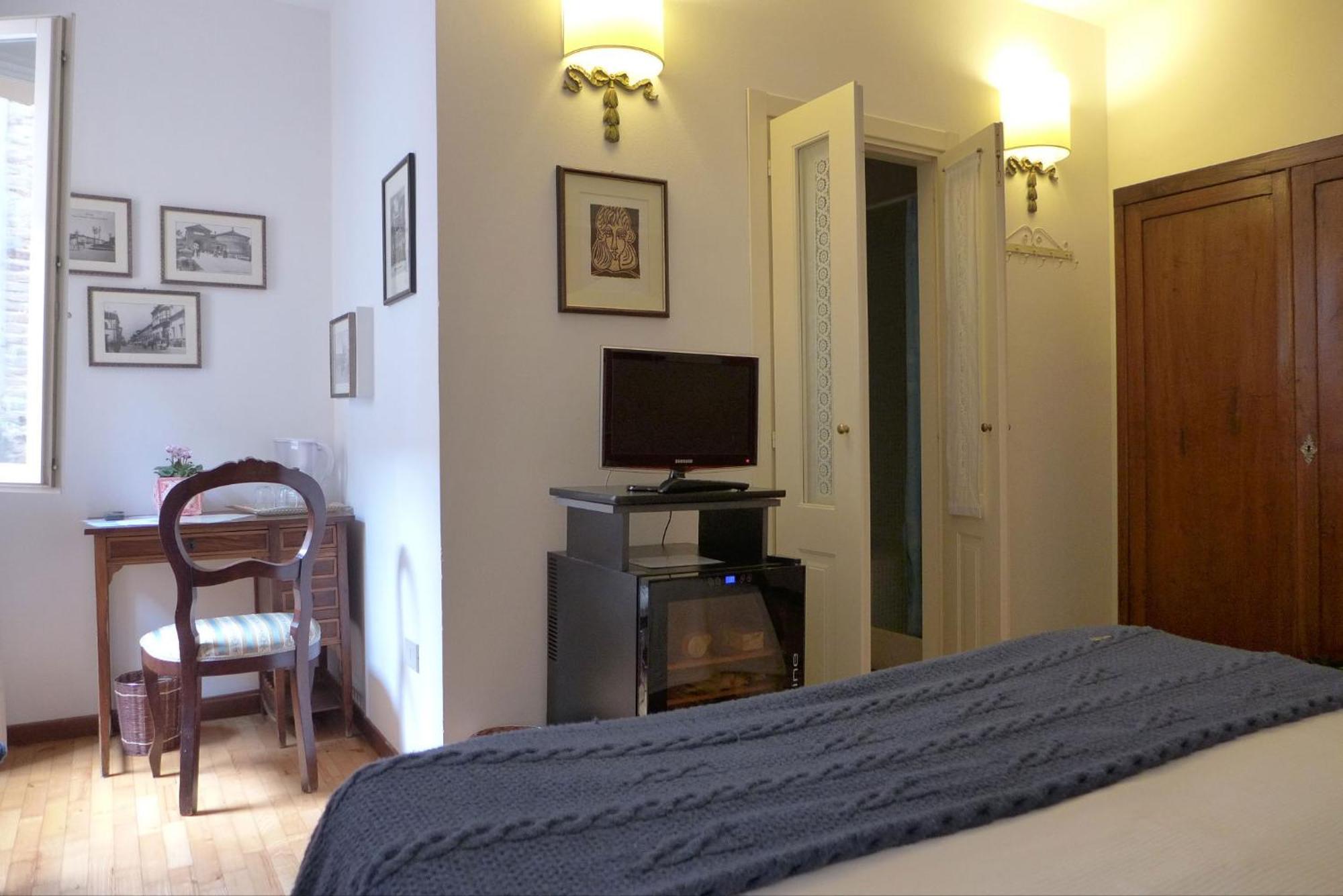 Le Stanze Di Torcicoda Ferrara Bagian luar foto