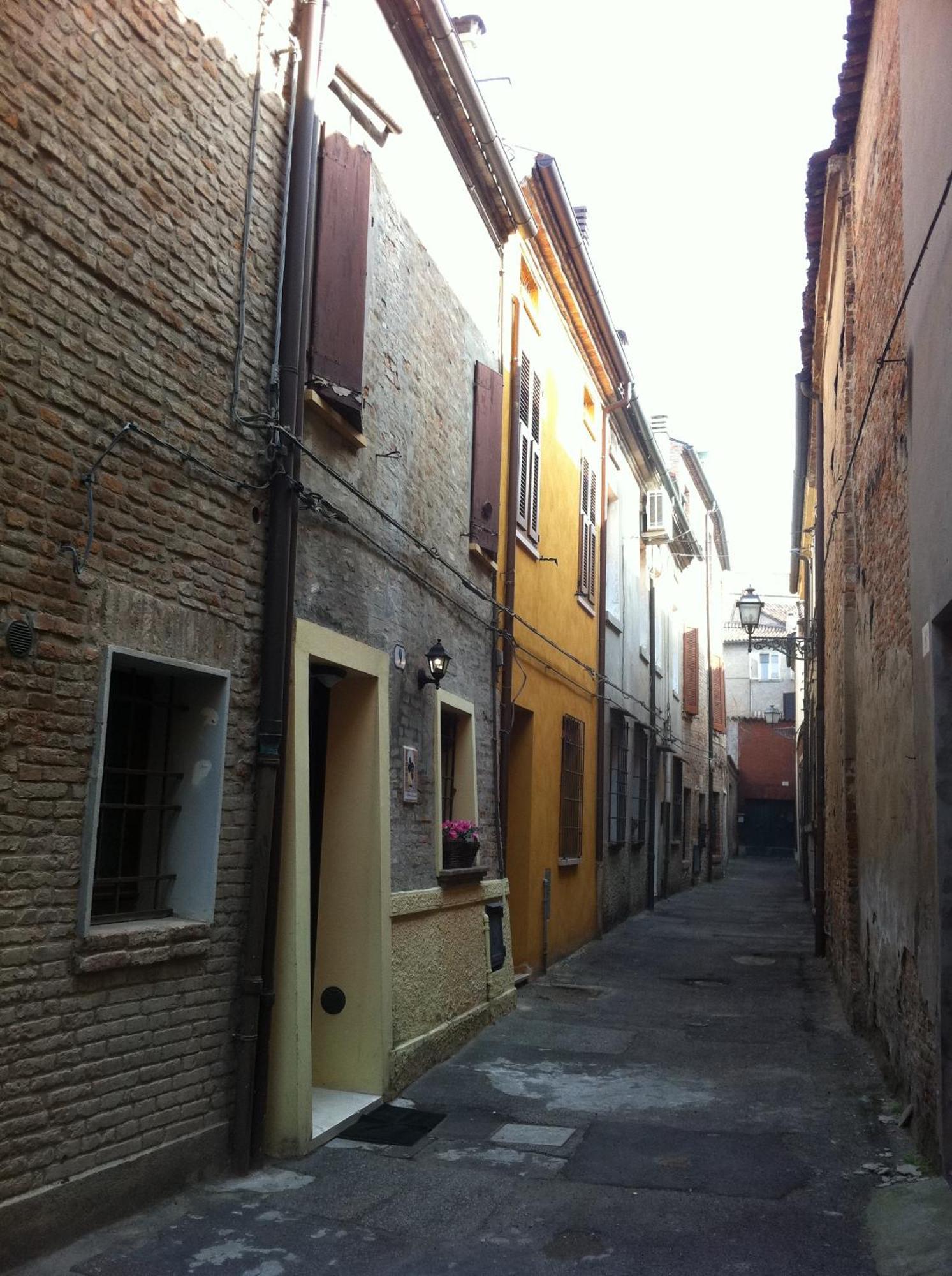 Le Stanze Di Torcicoda Ferrara Bagian luar foto