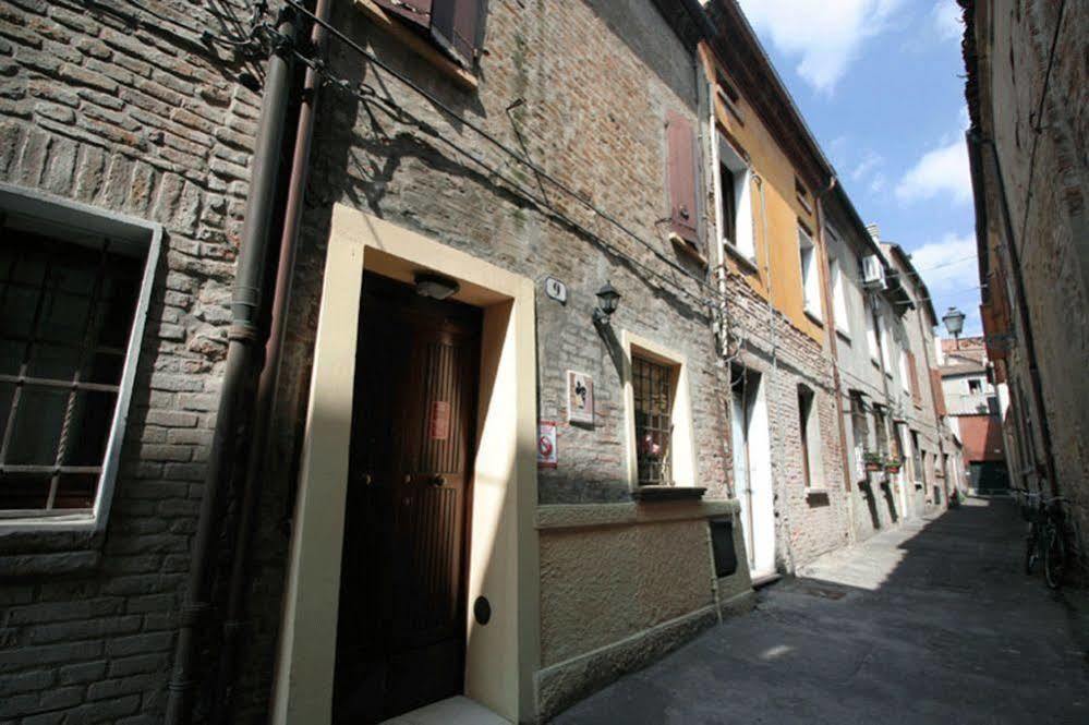 Le Stanze Di Torcicoda Ferrara Bagian luar foto